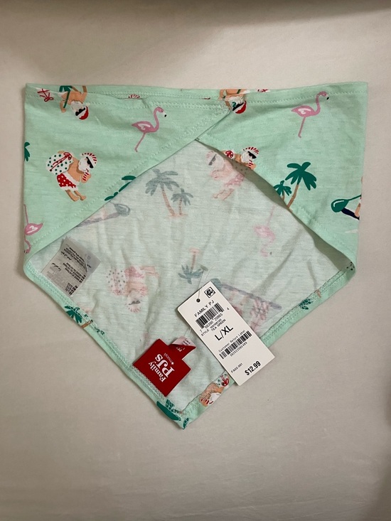 Family Pj’s Macy’s Brand Tea Green PET Bandana Size L/XL NWT Dog bandana - Picture 3 of 3